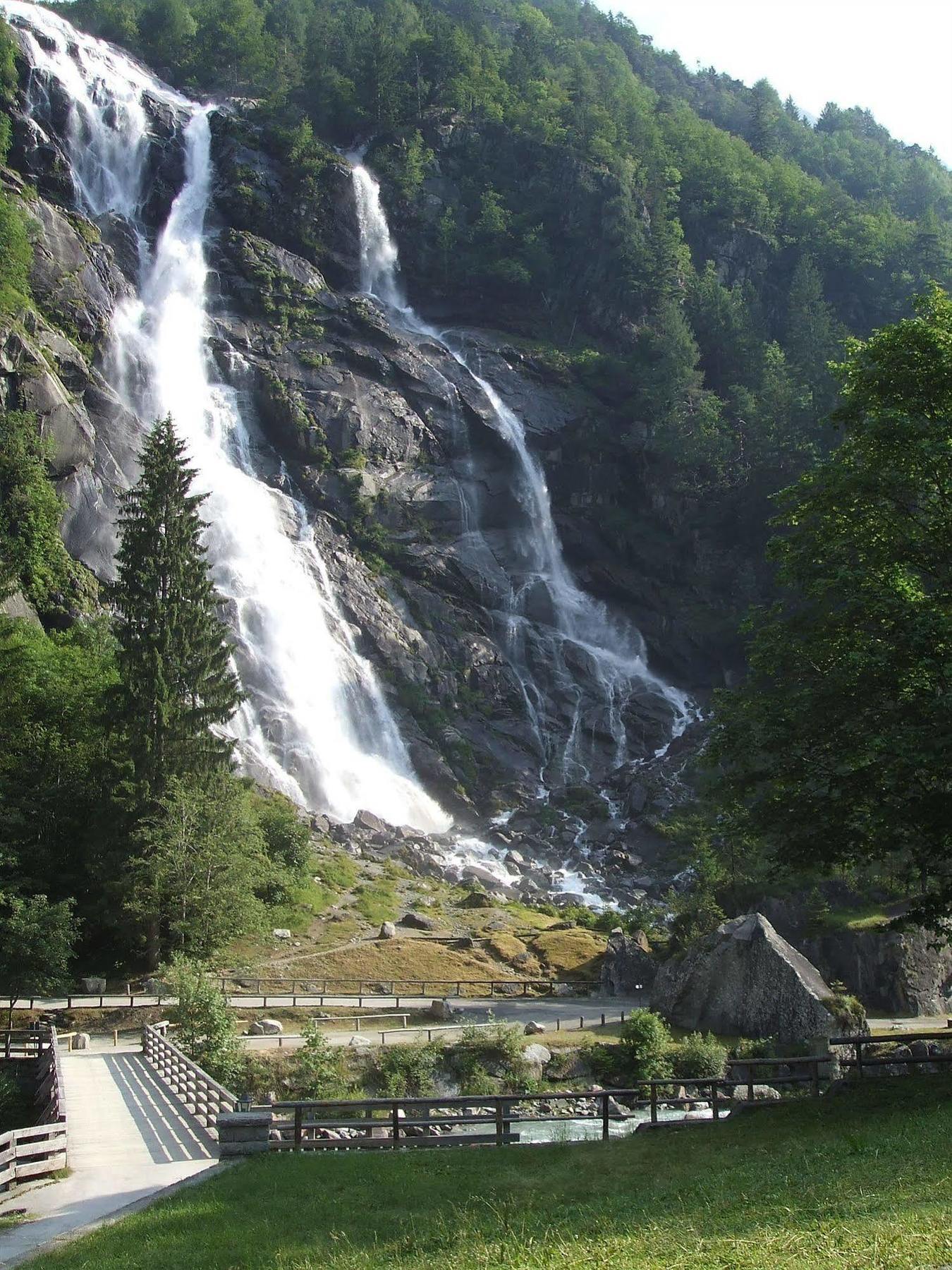 Hotel Garni Al Nardis Карисоло Екстериор снимка