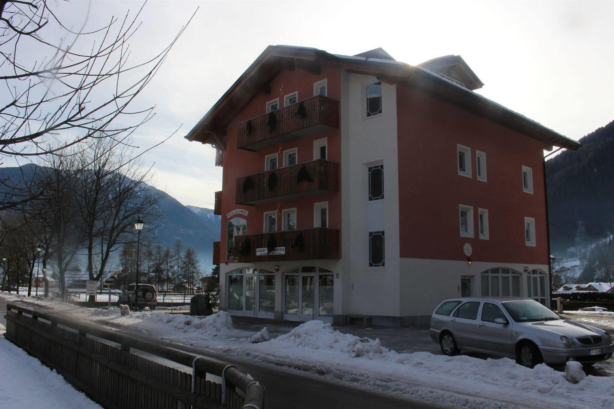 Hotel Garni Al Nardis Карисоло Екстериор снимка