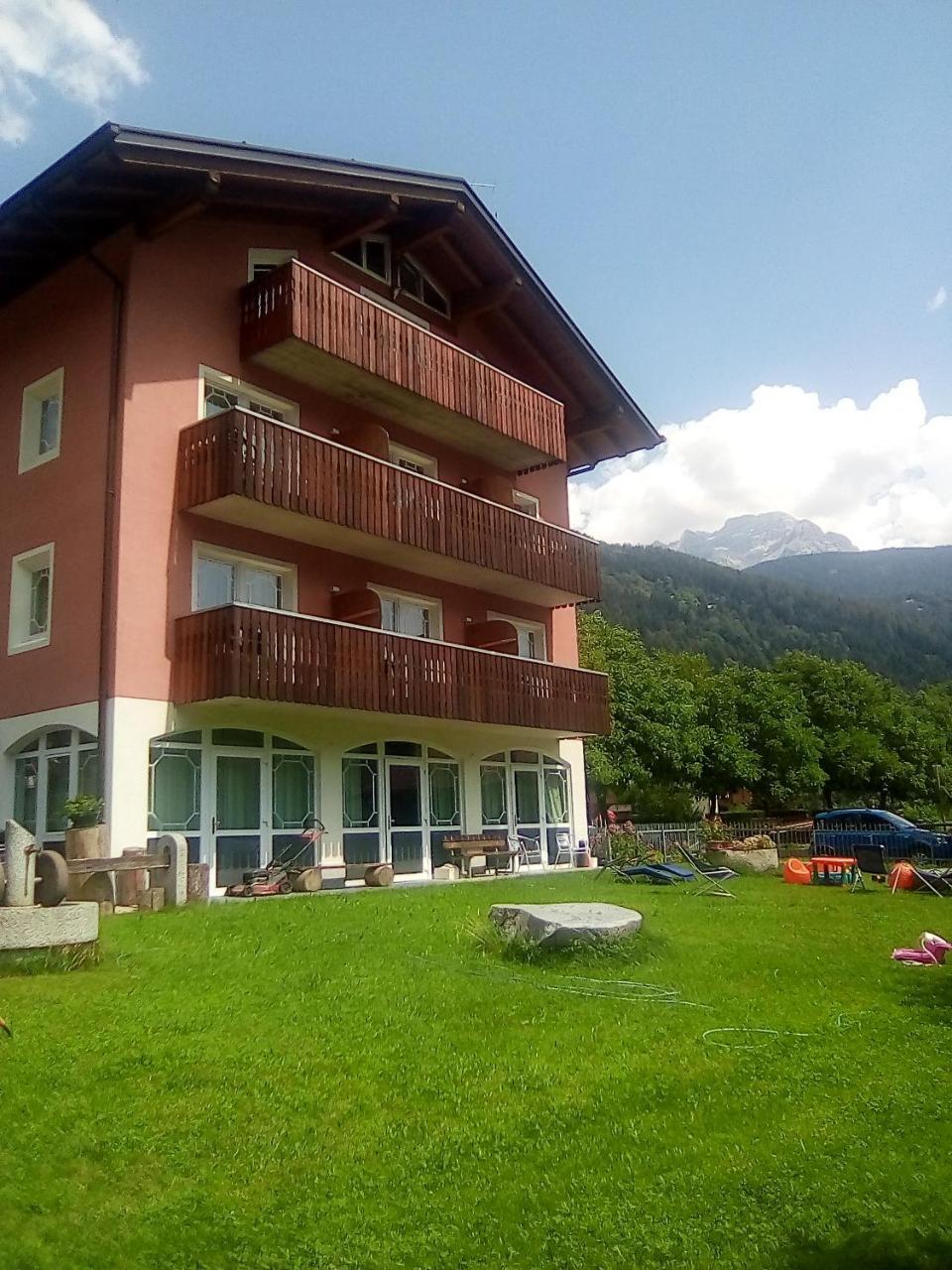 Hotel Garni Al Nardis Карисоло Екстериор снимка